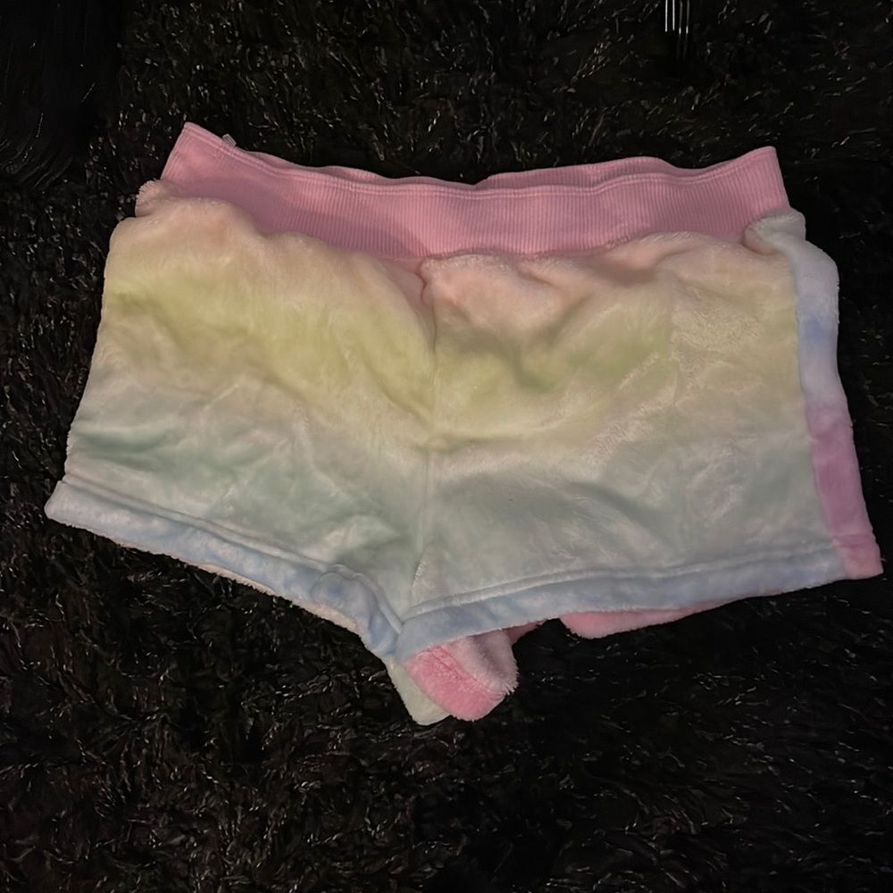 Vs Victorias Secret Pink Cozy Sherpa fleece fur Short Shortie Rainbow Size large